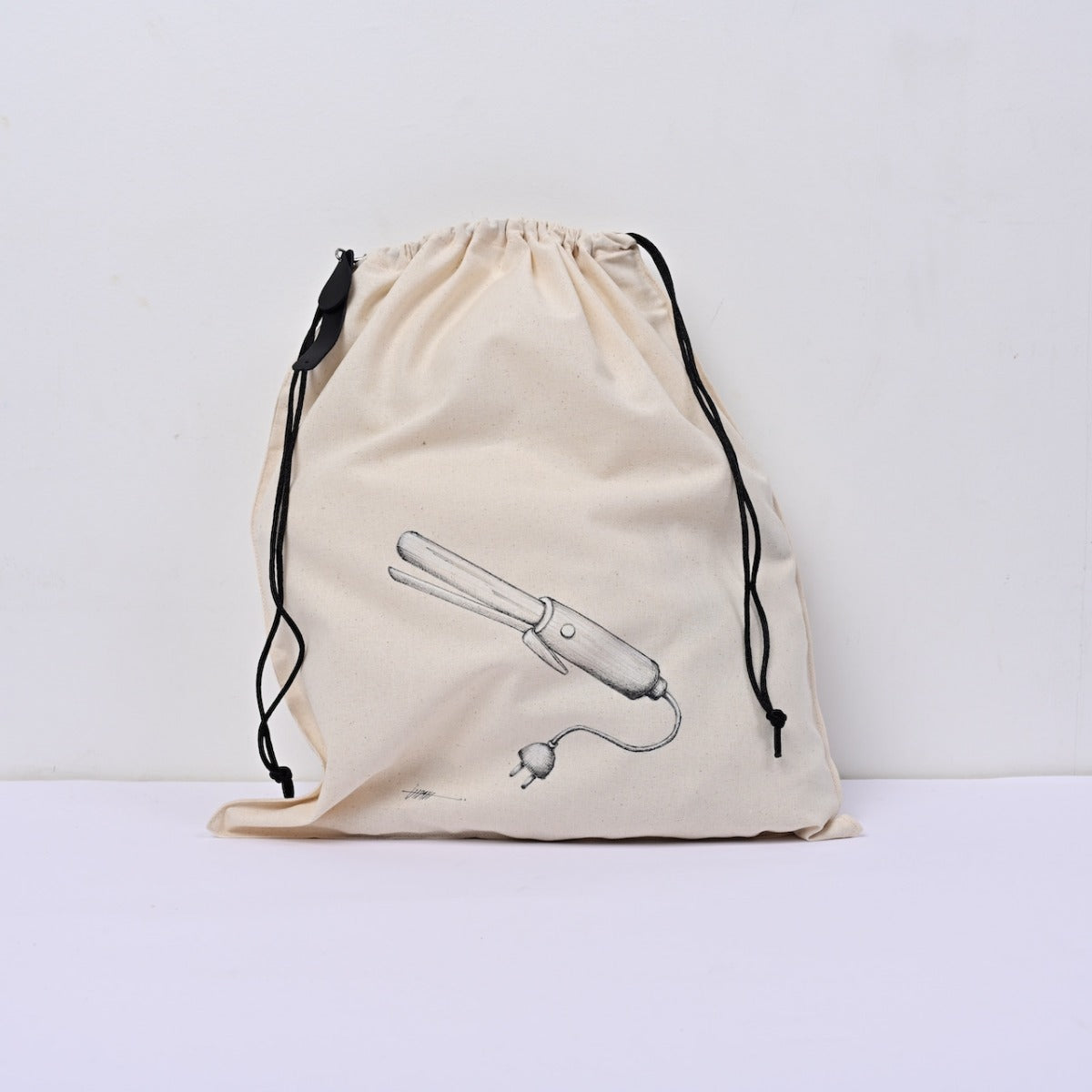 Hand-Drawn Canvas Drawstring Organizer - Large