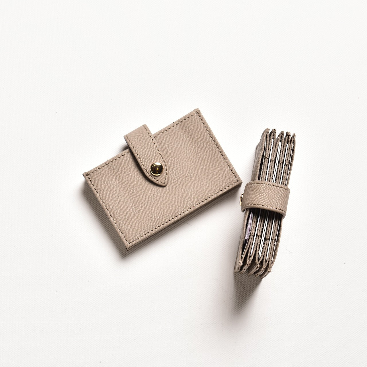 Accordion Cardholder