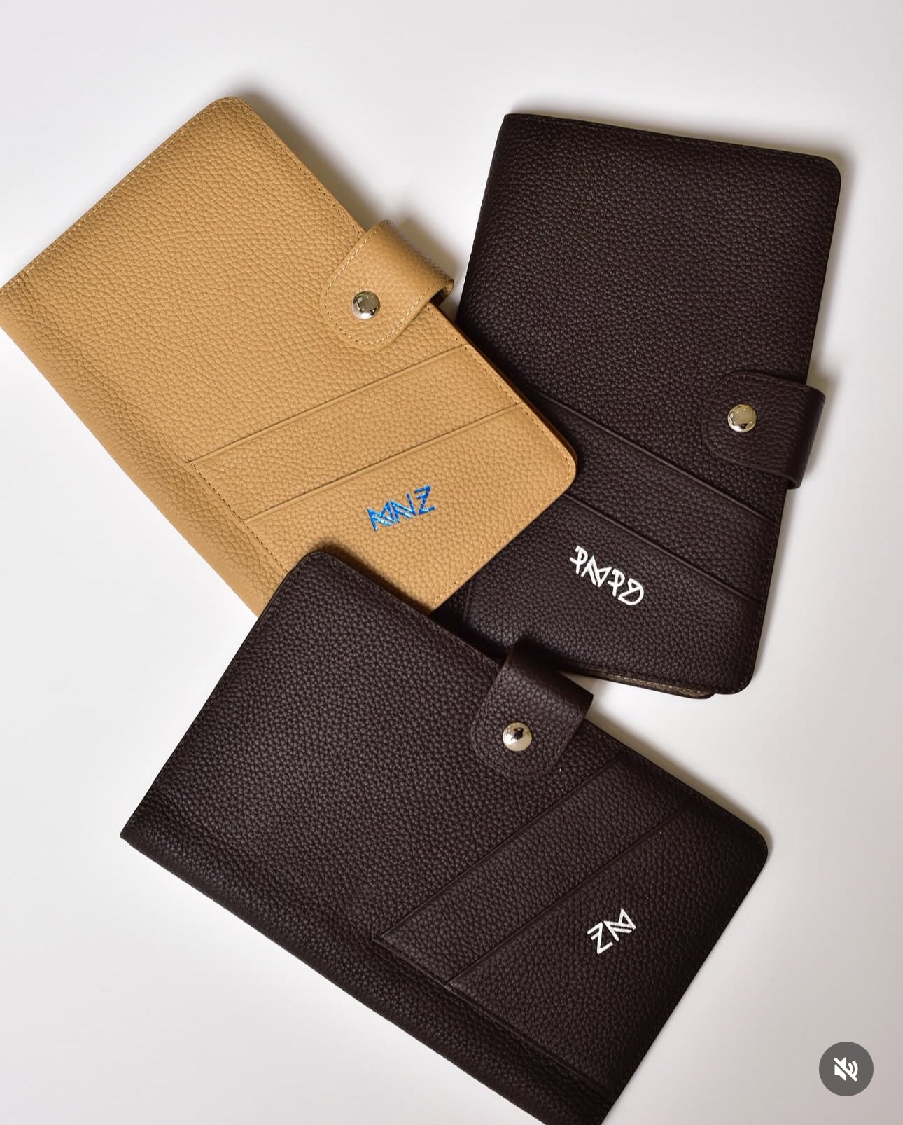 INTL.D x Bonbonis Passport Wallet