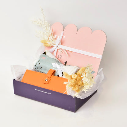 Lady Munchkin Gift Set