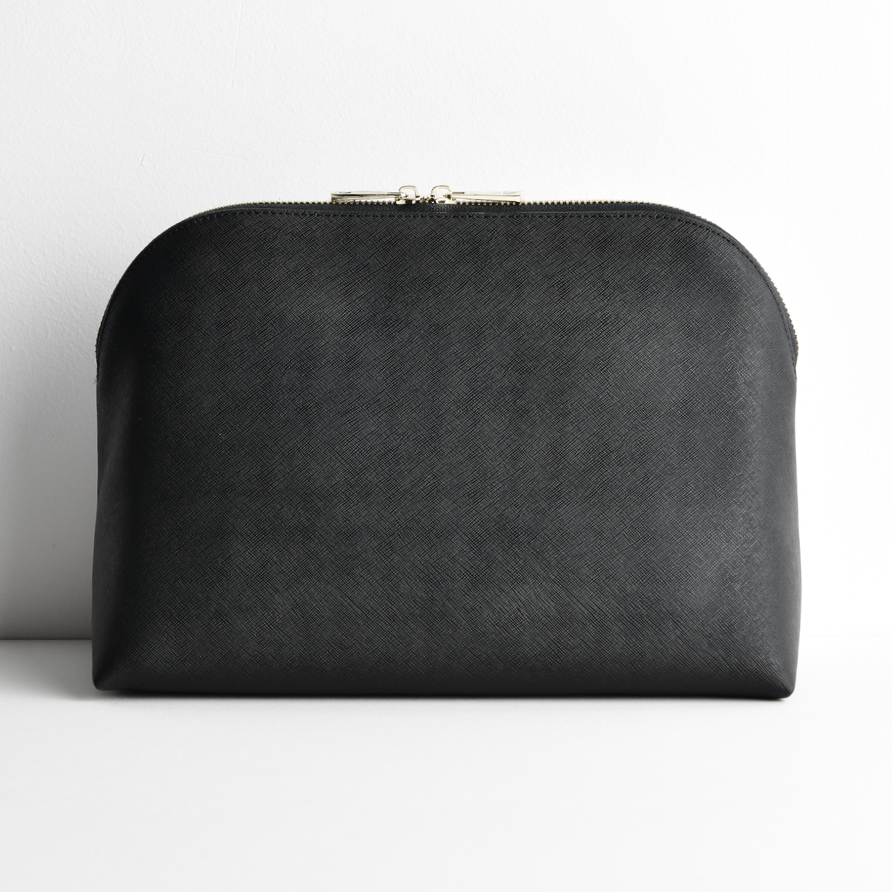 MakeUpCaseBlack