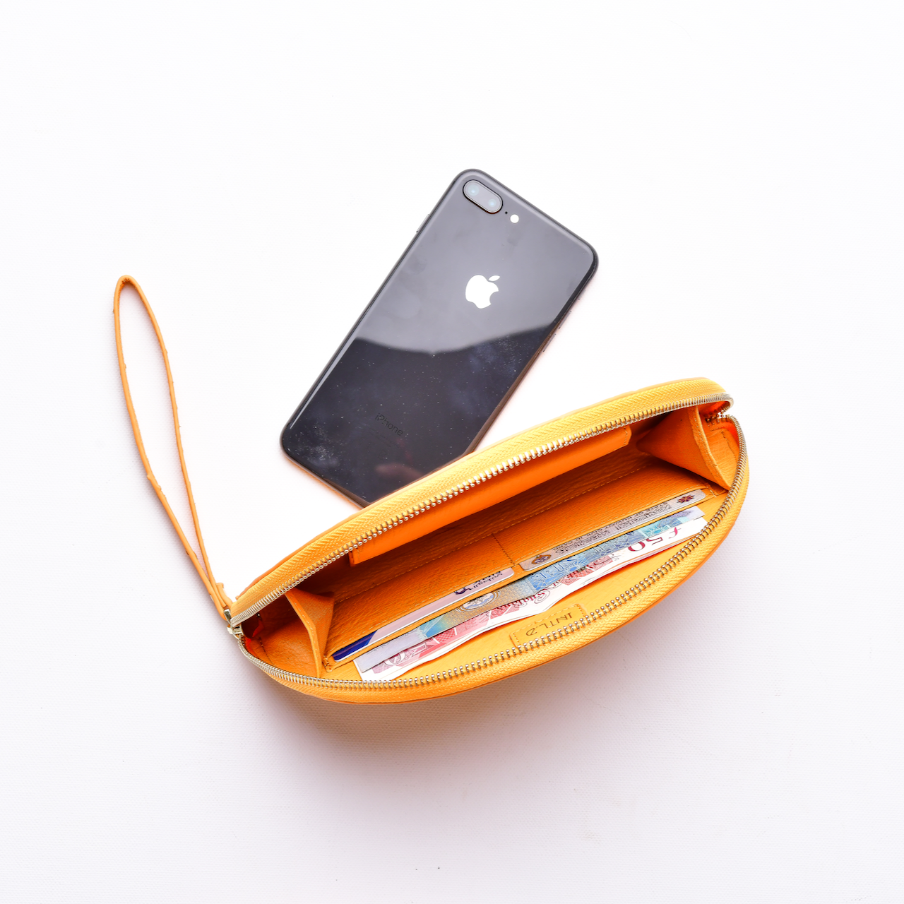 HalfMoonPouch